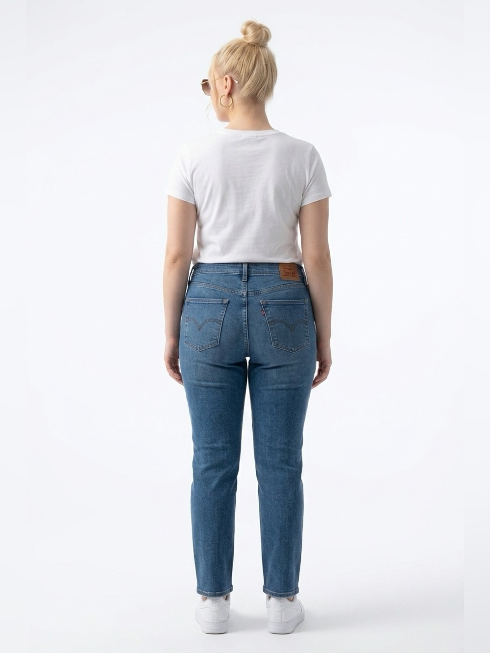 Levi’s shaping slim jeans / 30